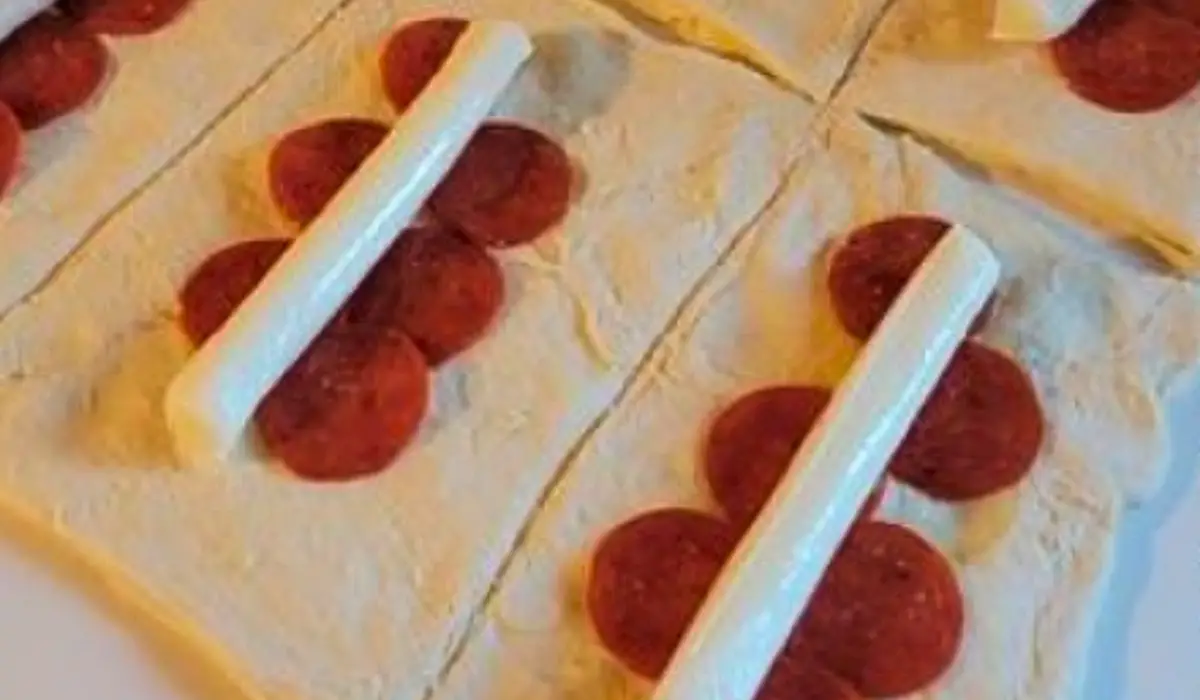 Easy Homemade Pizza Sticks Recipe